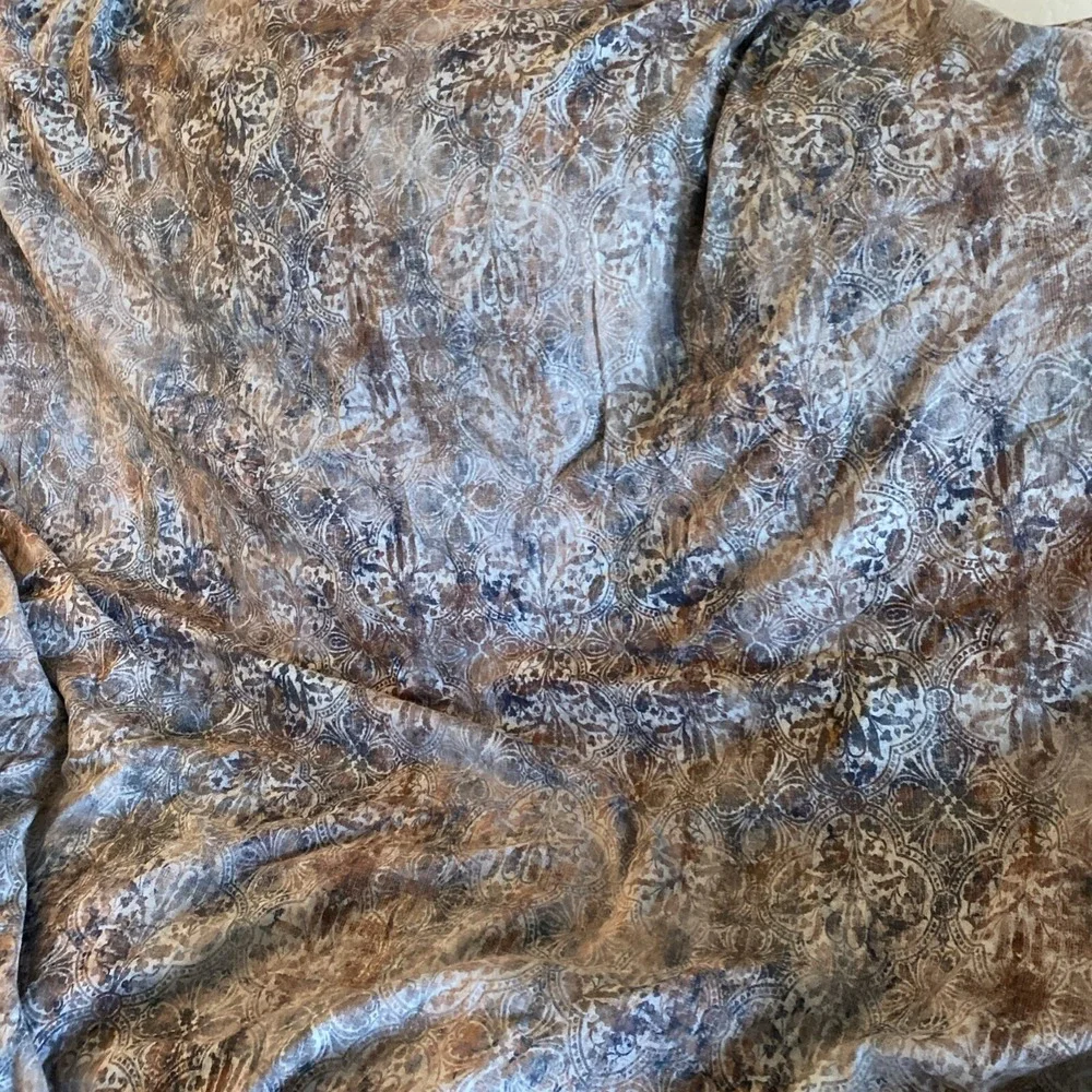 FRONTGATE Queen Duvet Persian Rug Design‎ Tan Blue Brown distressed EUC